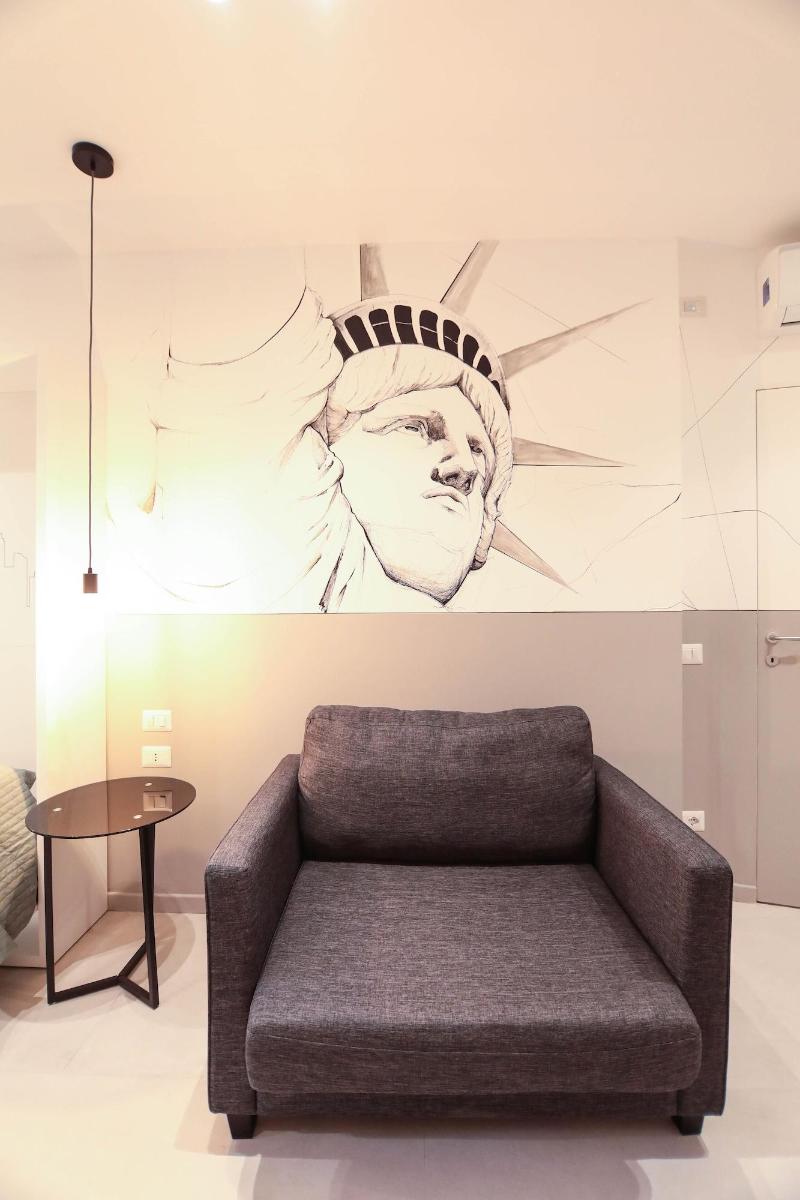 O.Effe. Global Suites at Vatican - Oda