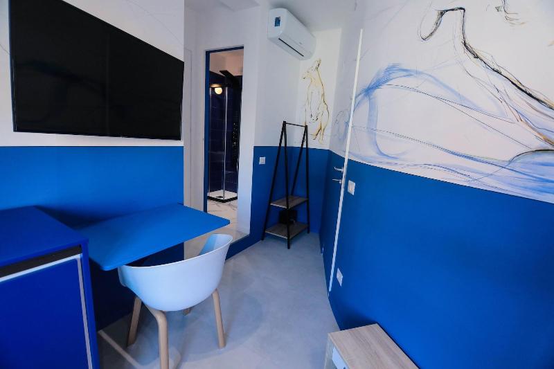 O.Effe. Global Suites at Vatican - Oda