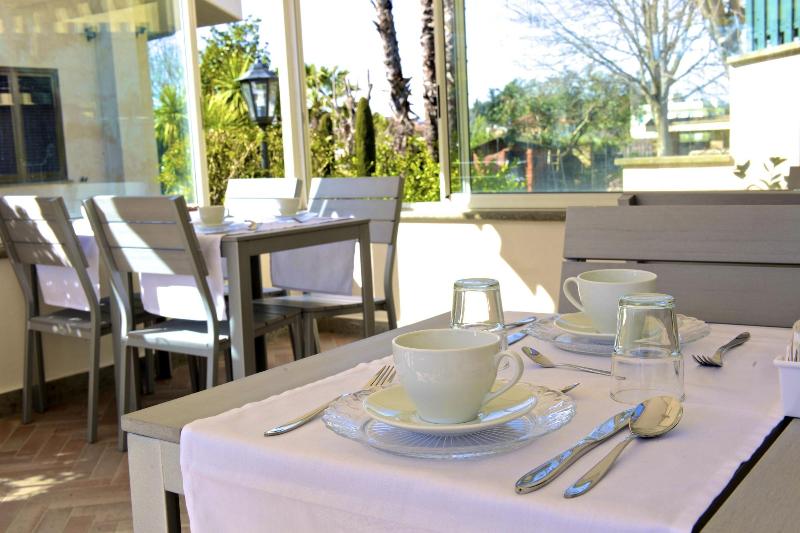 La Villetta Suite - Restoran