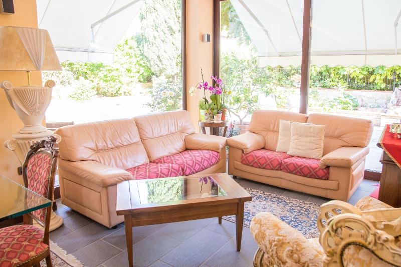 Bed & Breakfast Villamena - Lobi