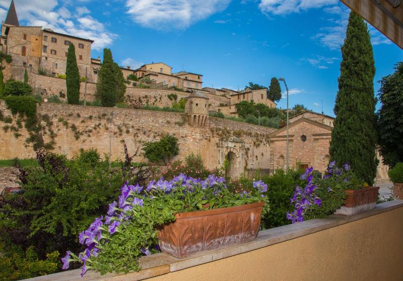 Bed & Breakfast Villamena - Genel