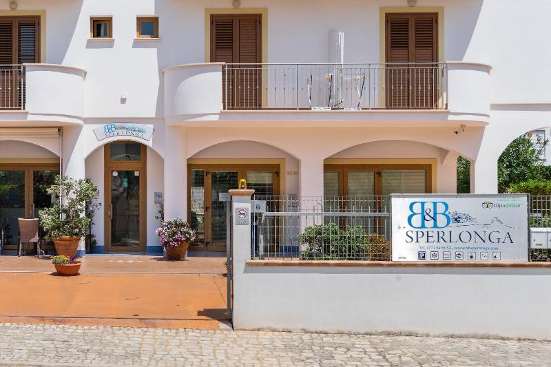 B&B Sperlonga - Genel