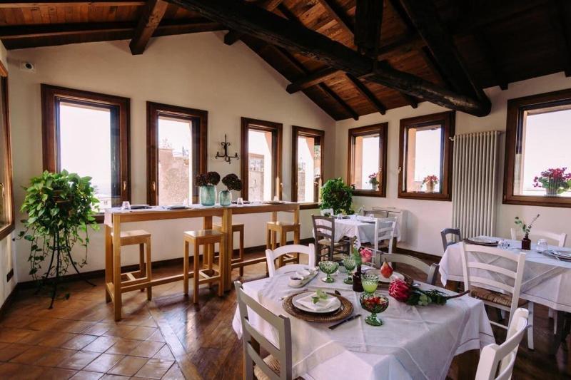 Al Palazzetto B&B - Restoran