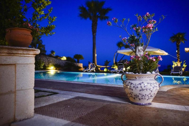 Villa Kete Deluxe Rooms - Aktivite
