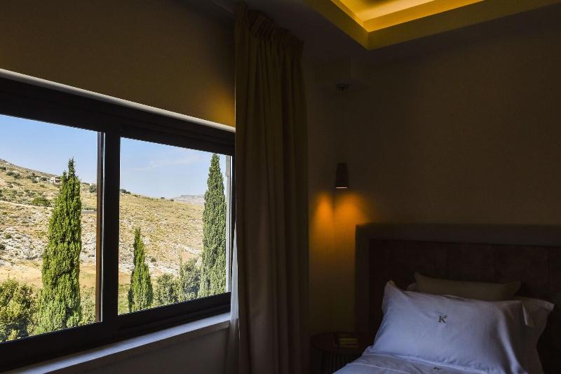 Villa Kete Deluxe Rooms - Oda