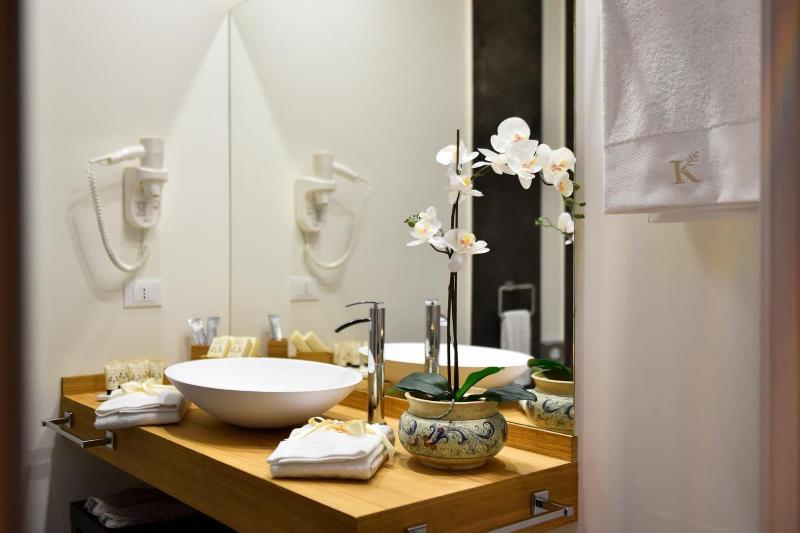 Villa Kete Deluxe Rooms - Oda