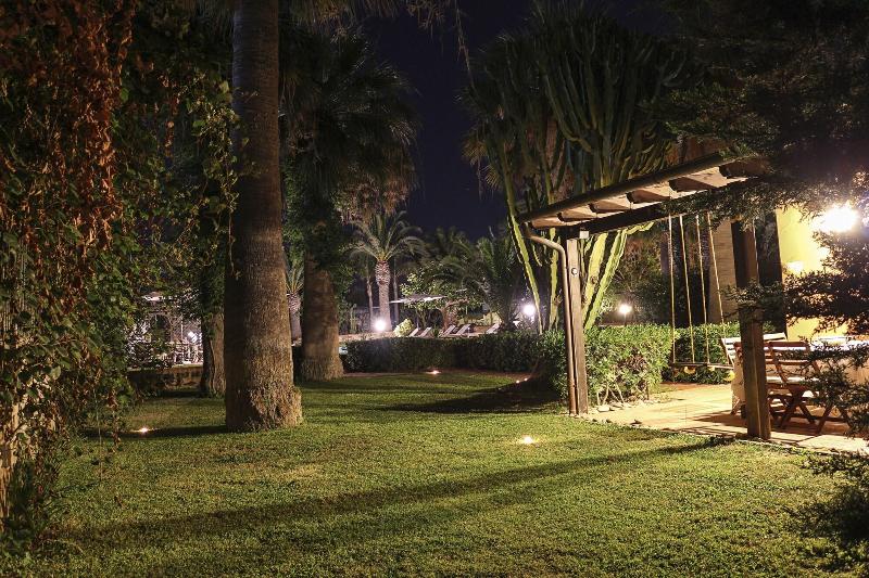 Villa Carlotta Resort - Genel
