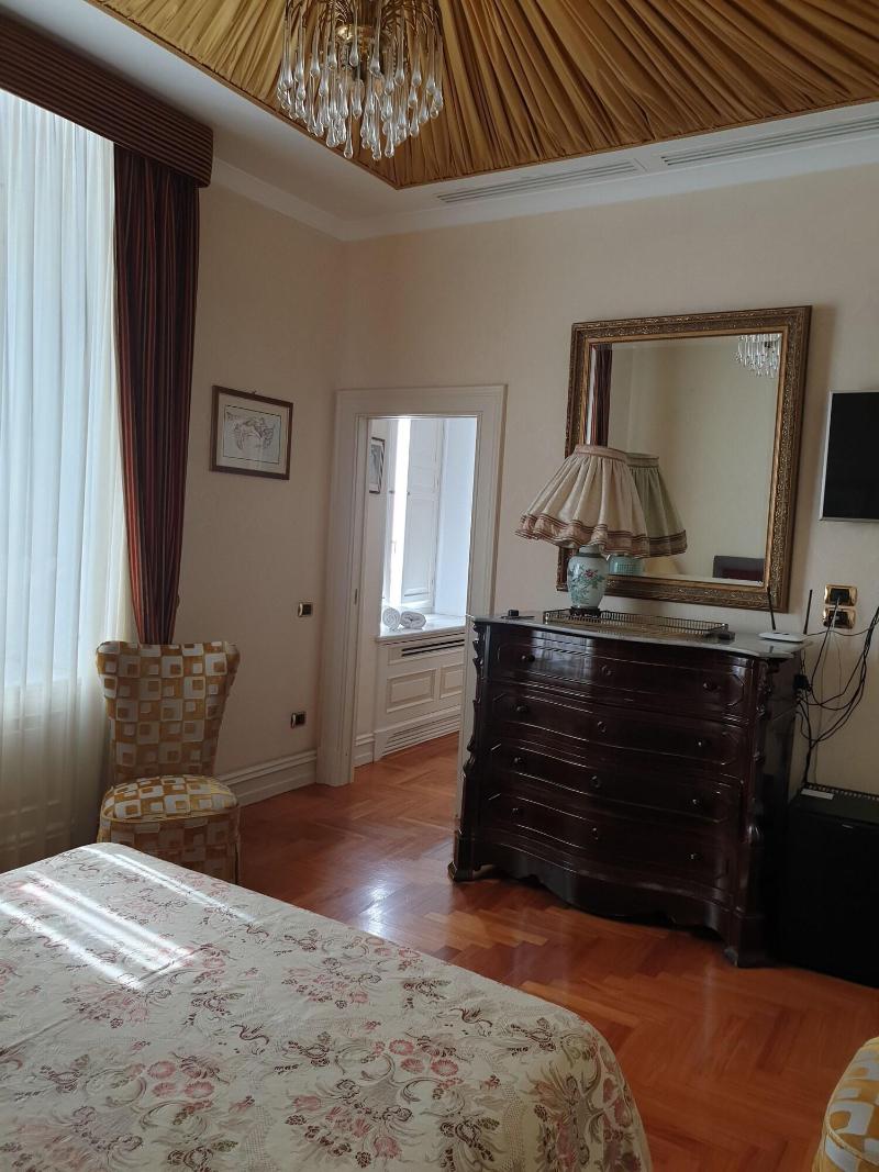 Al Centro Luxury Home - Oda