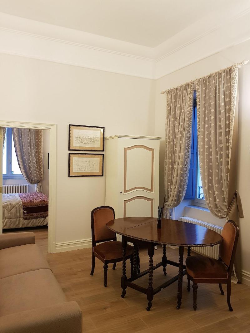 Al Centro Luxury Home - Oda