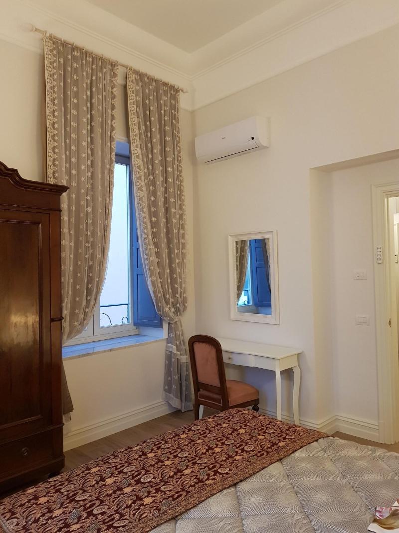 Al Centro Luxury Home - Oda