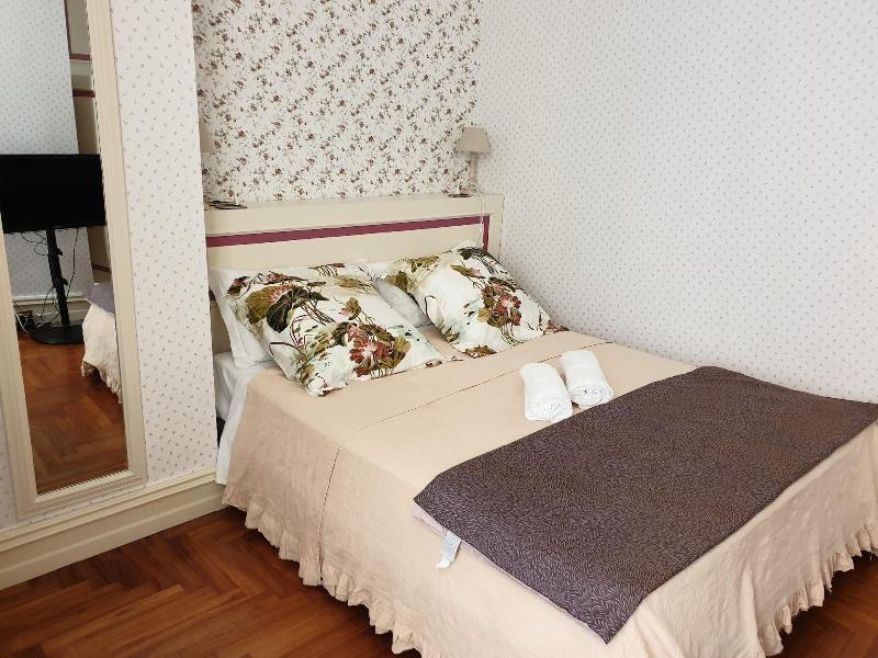 Al Centro Luxury Home - Oda