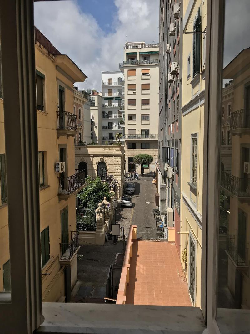 B&B Salerno Center - Genel