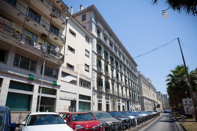 B&B Salerno Center - Genel