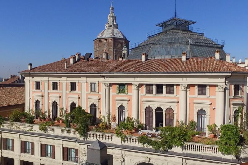 Galleria Arnaboldi - Genel