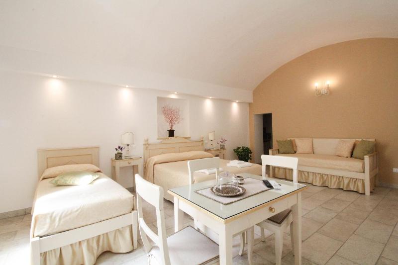 Duomo Gallipoli B&B and Apartments - Oda