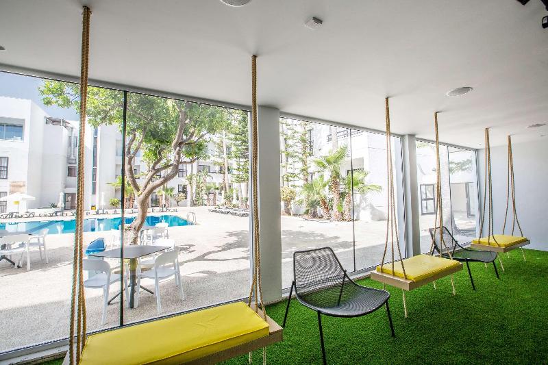 Anthea Hotel Apartments - Lobi