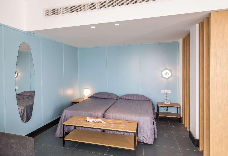 Anthea Hotel Apartments - Oda