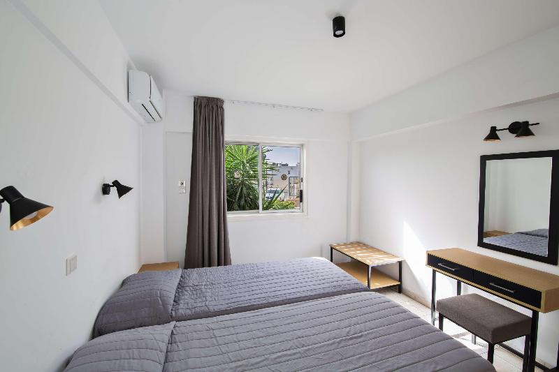 Anthea Hotel Apartments - Oda