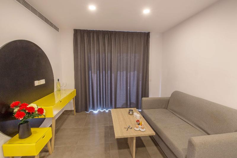 Anthea Hotel Apartments - Oda