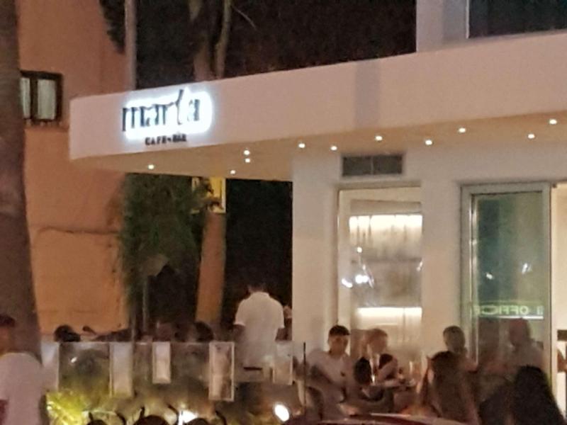 Anthea Hotel Apartments - Restoran