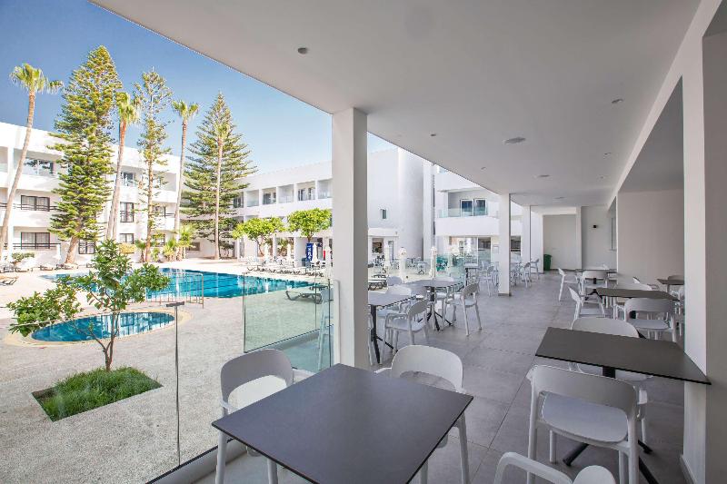 Anthea Hotel Apartments - Restoran