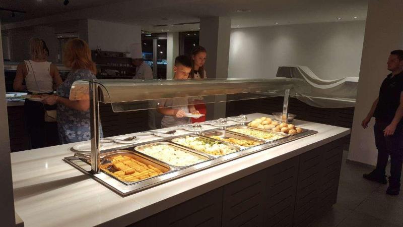 Anthea Hotel Apartments - Restoran