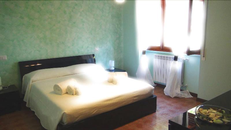 Domus In Viridi - Oda