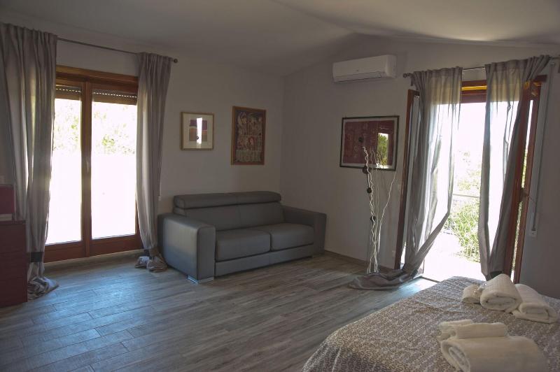 Domus In Viridi - Oda