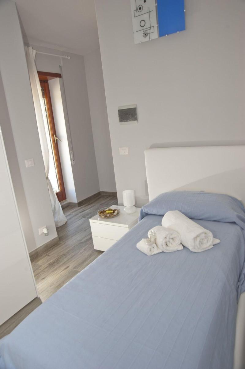 Domus In Viridi - Oda