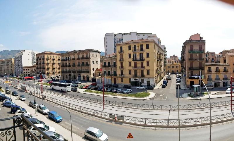 Hollywood Inn Palermo Rooms - Genel