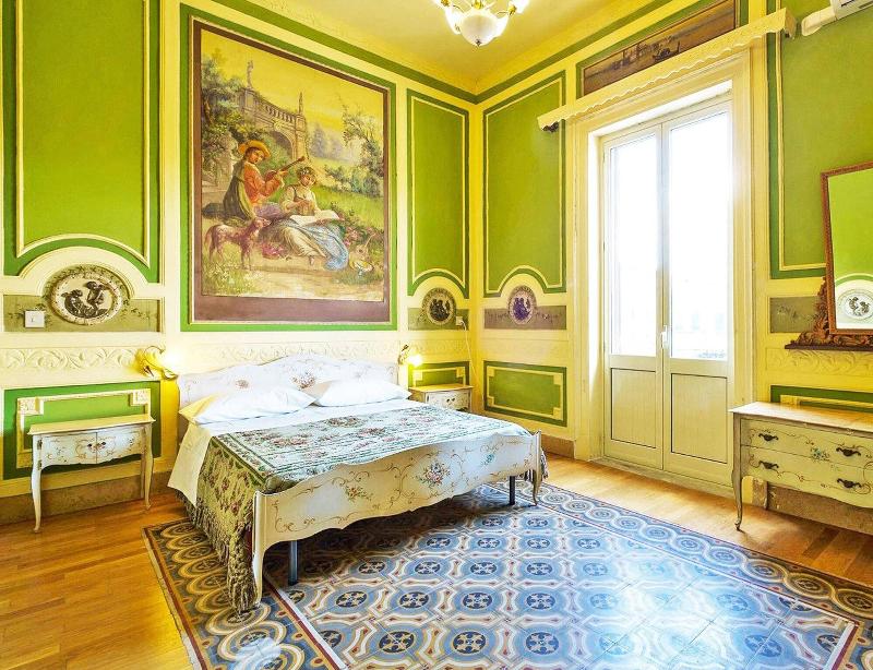 Hollywood Inn Palermo Rooms - Oda