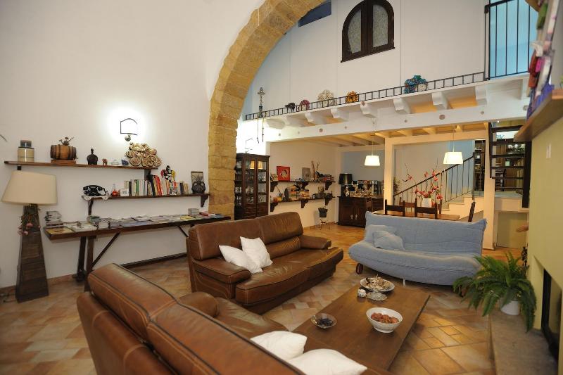 Arco Ubriaco - Genel