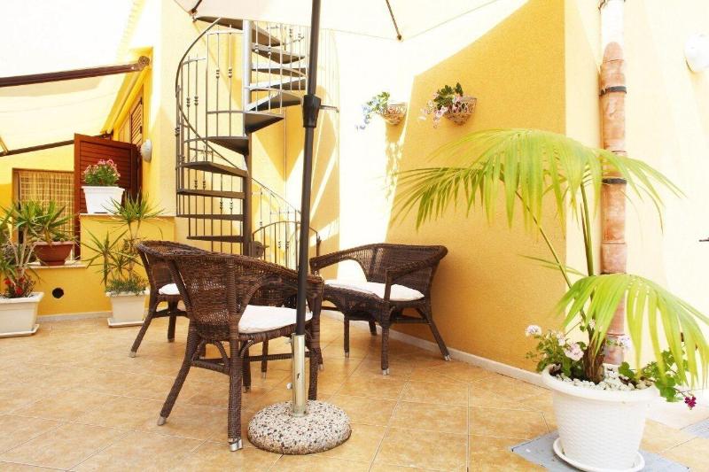 Coralia Bed And Breakfast - Genel