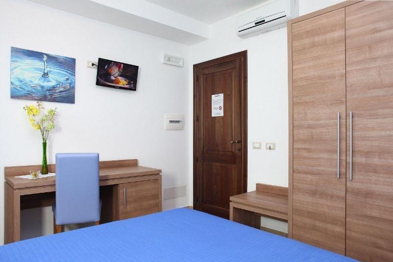 Coralia Bed And Breakfast - Oda