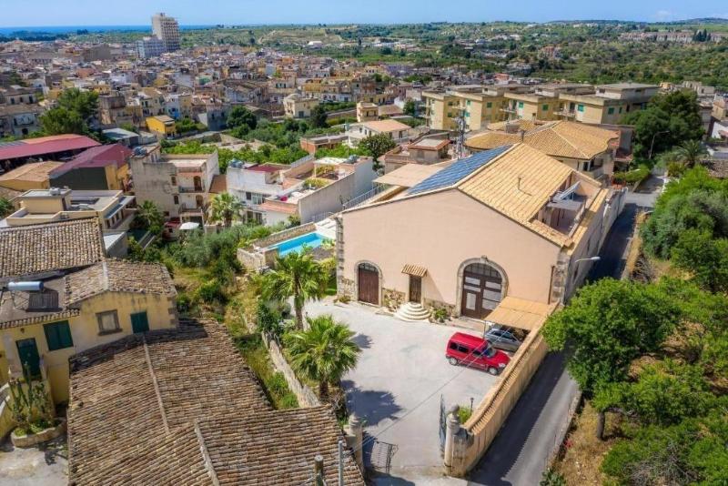 Villa Rosaria - Genel