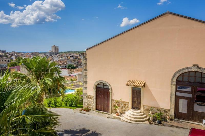 Villa Rosaria - Genel