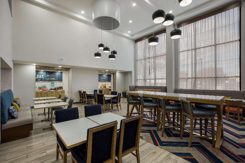 Hampton Inn Linden - Genel