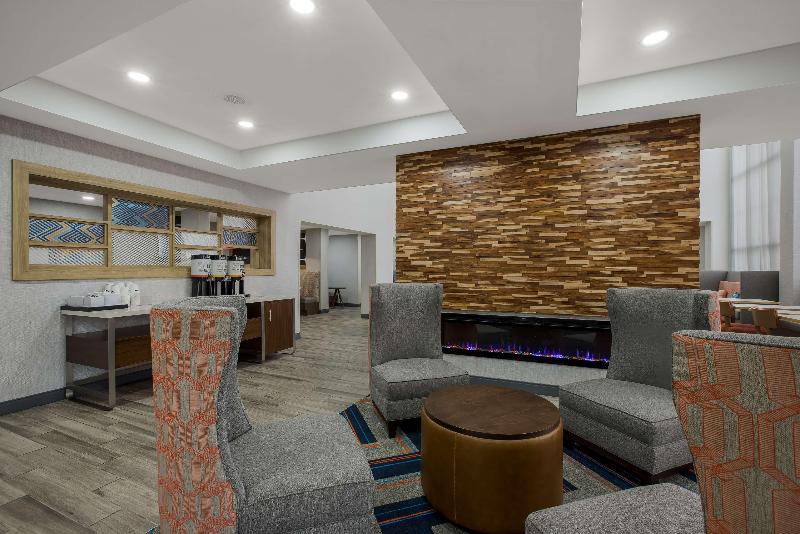 Hampton Inn Linden - Genel