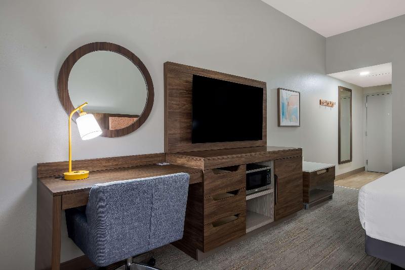 Hampton Inn Linden - Oda
