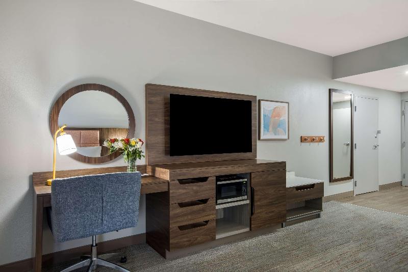 Hampton Inn Linden - Oda