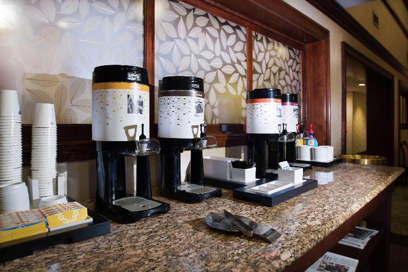 Hampton Inn Linden - Restoran