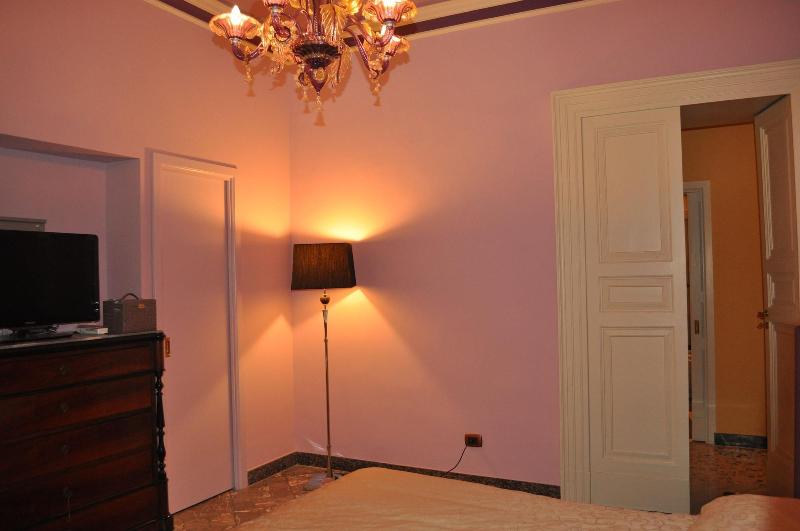 Teatro Bellini - Bed & Breakfast - Oda