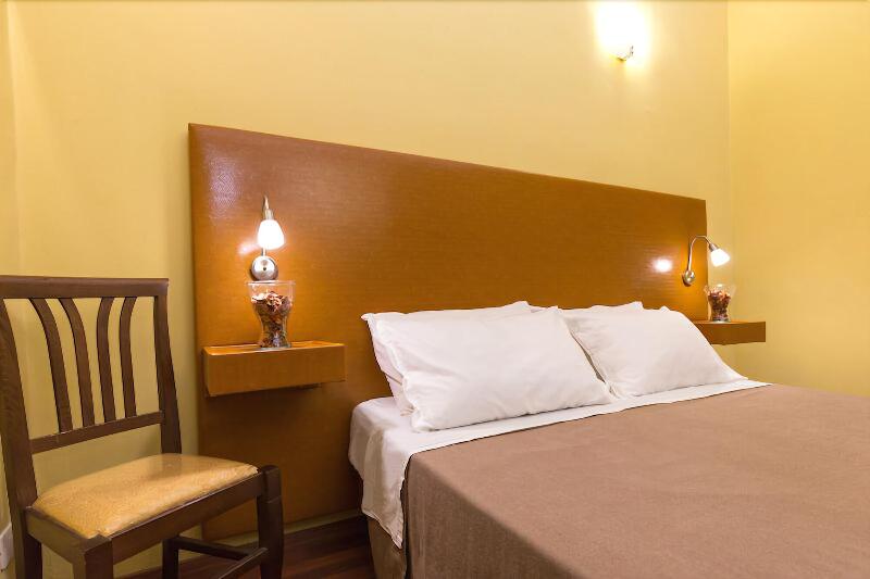 Teatro Bellini - Bed & Breakfast - Oda