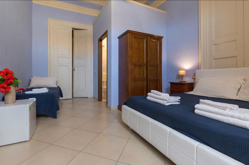 Teatro Bellini - Bed & Breakfast - Oda