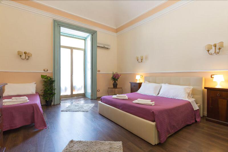 Teatro Bellini - Bed & Breakfast - Oda