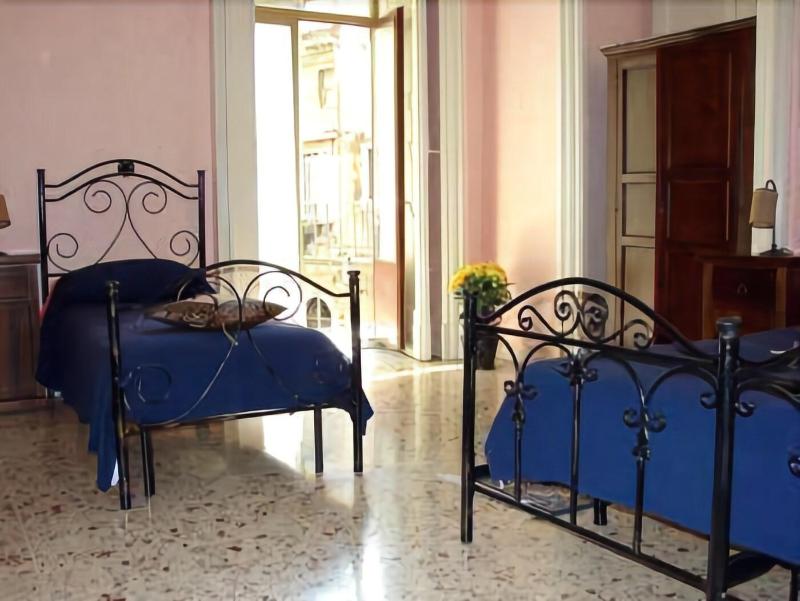 Teatro Bellini - Bed & Breakfast - Oda