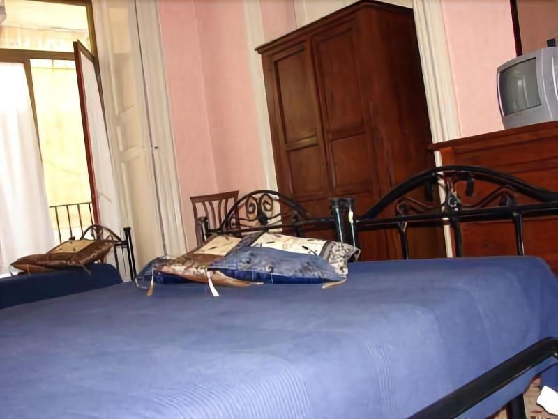 Teatro Bellini - Bed & Breakfast - Oda