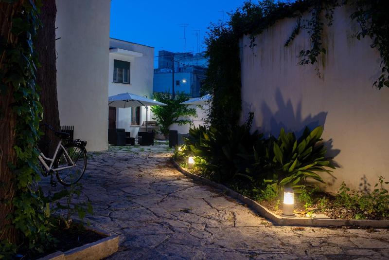 Villa Domus Salento Suites & Rooms - Restoran