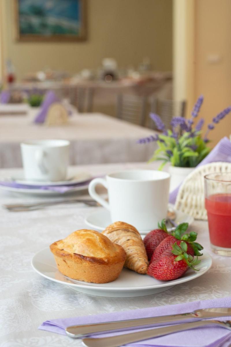Villa Domus Salento Suites & Rooms - Restoran