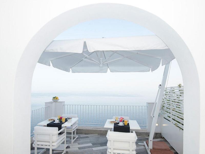 Villa Orleans - Genel